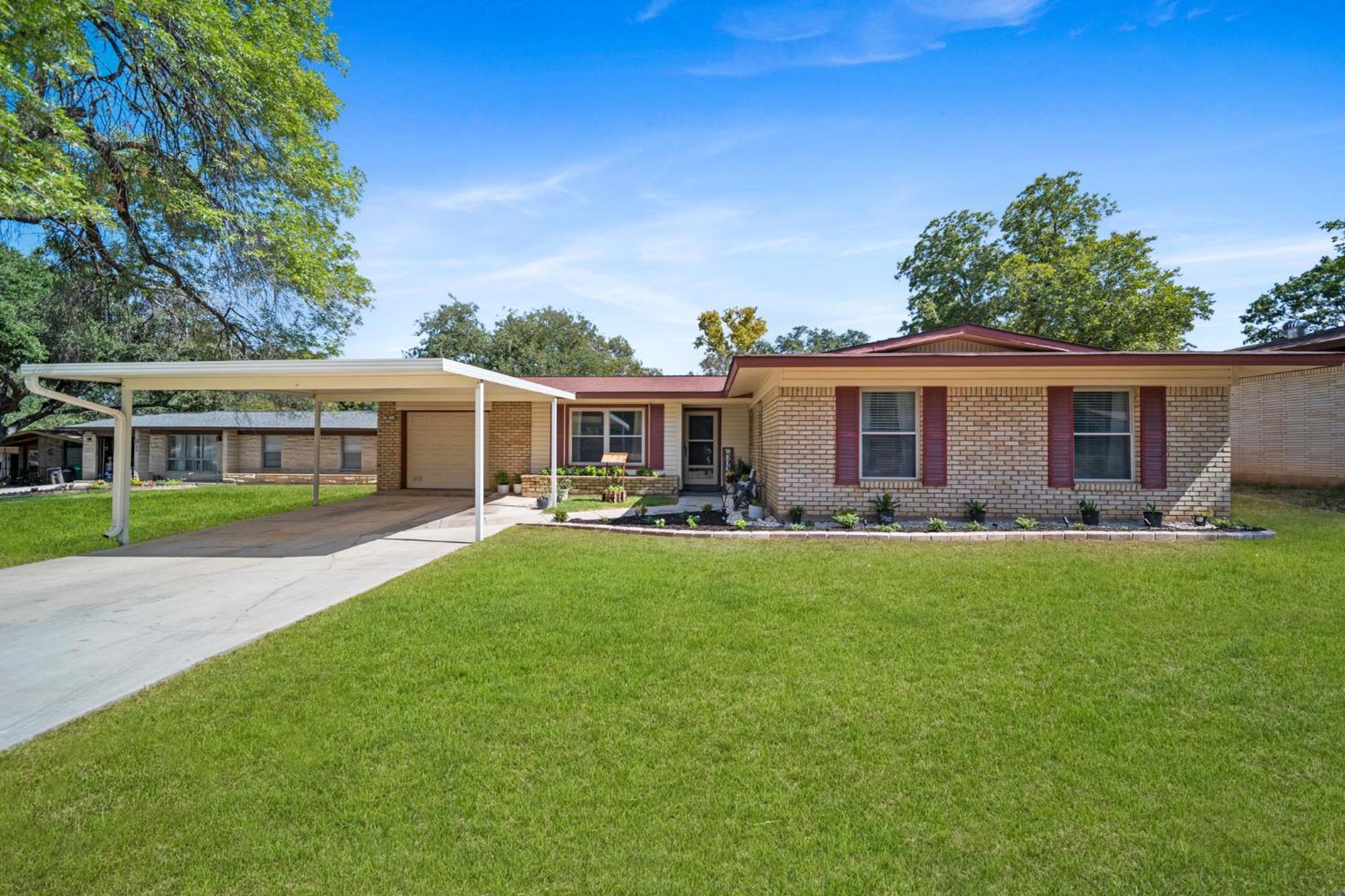 Family And Pet Friendly - 15 Min To Downtown Six Flags Seaworld Very Close To Hospitals Сasa de vacaciones *