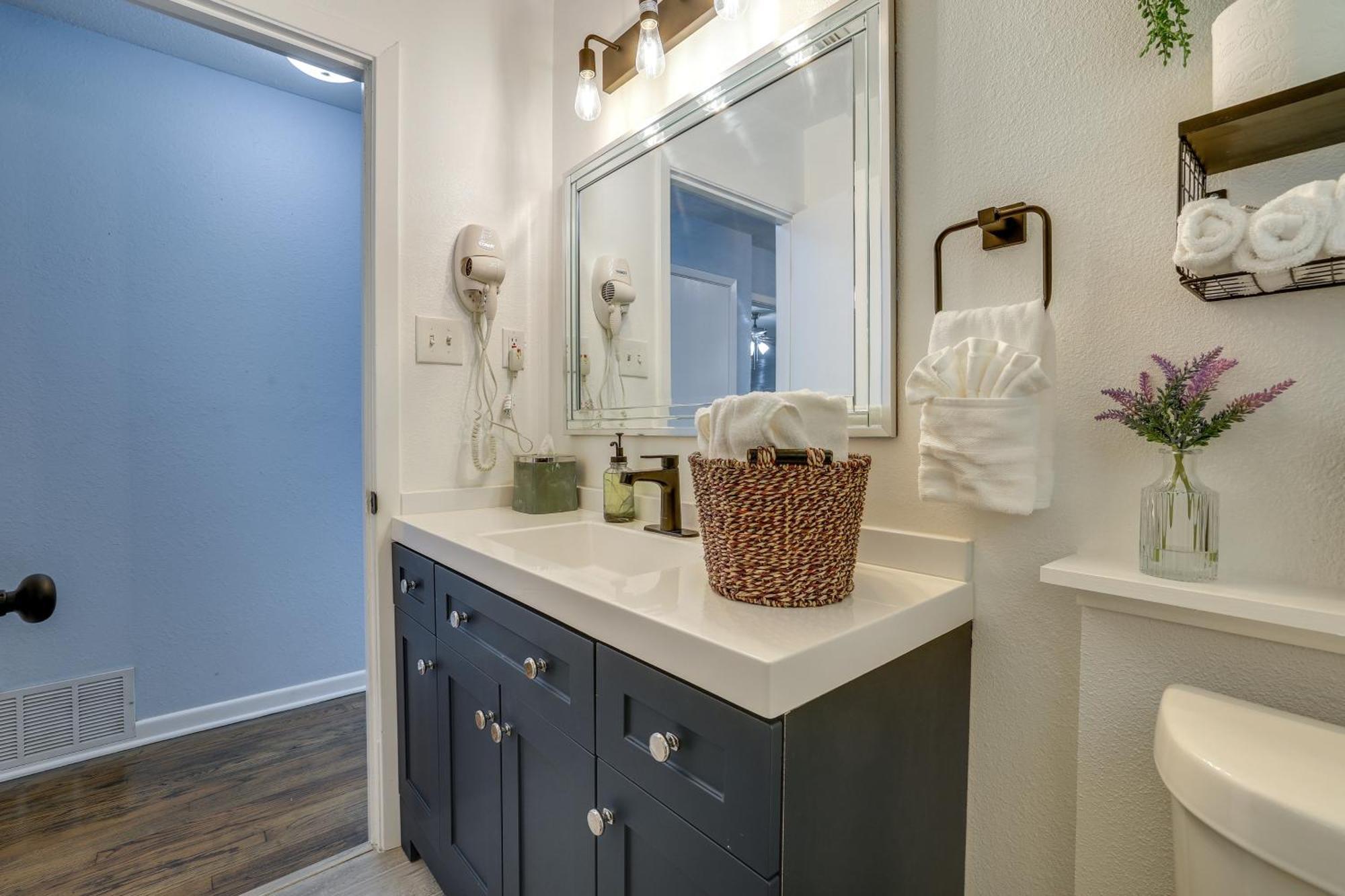 Сasa de vacaciones Family And Pet Friendly - 15 Min To Downtown Six Flags Seaworld Very Close To Hospitals San Antonio